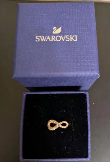 [새상품급] SWAROVSKI 반지 11호 박스 포함