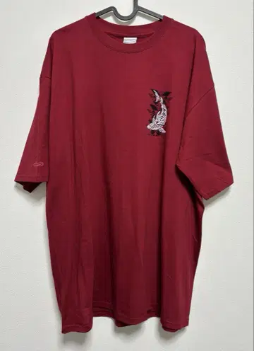 미사용 새상품 crazy shirth 하와이 T셔츠 고래 빨간색 XL