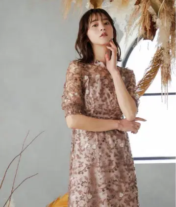 자수 핑크 레이스 원피스