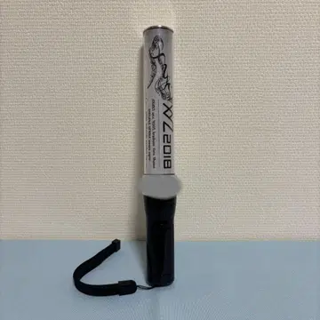 XYZ2018 응원봉 우타이테