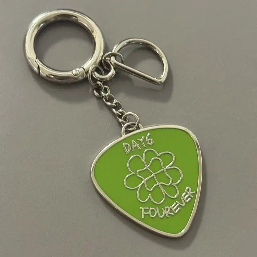 DAY6 | 데이식스 DAY6 2024 Metal Pick Keyring (Wonpil) on Bunjang