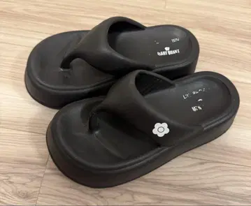 LILY BROWN x MARY QUANT 데이지 모티브 플립플랍