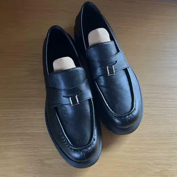 GU 청키솔 로퍼
