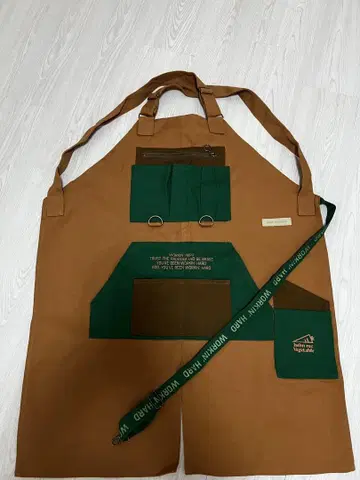 후지이 카제 WORKIN' HARD 에이프런