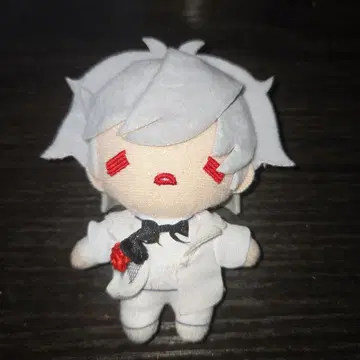 우타이테 luz 봉제 인형 다루스