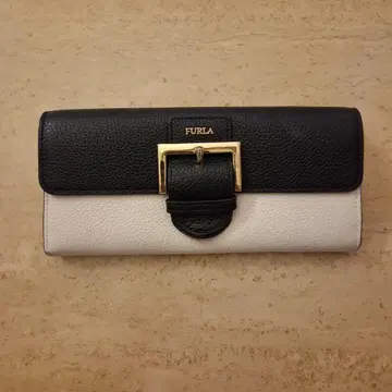 FURLA 가죽 장지갑 블랙/화이트