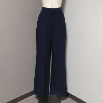마우지 백 슬릿 슬림 플레어 팬츠 네이비
