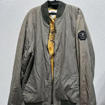 VISSLA MA-1 충전솜 밀리터리 자켓