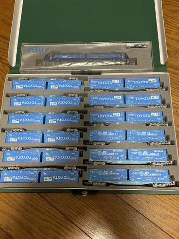 화물 세트  컨테이너 12량과 블루산