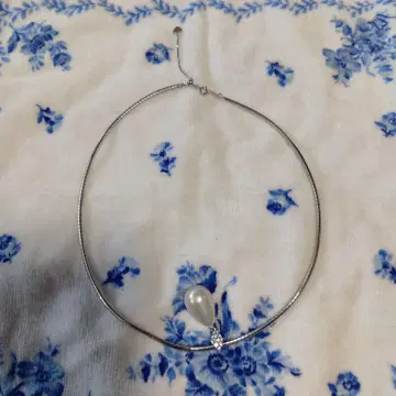 심플 펄 목걸이