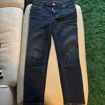 디스퀘어드 다크 블루 스키니 데님