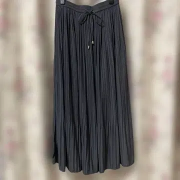 블랙 플리츠 롱 스커트 조정 가능
