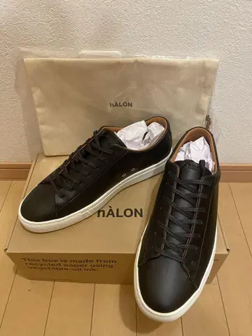 hALON 블랙 가죽 스니커즈