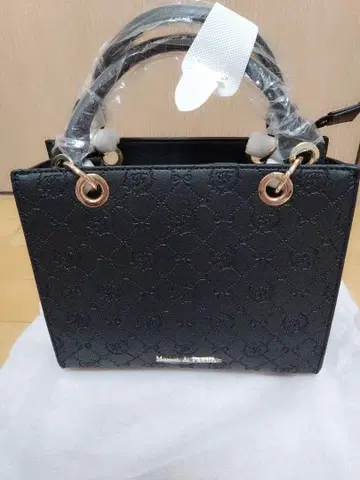 Maison de FLEUR 모노그램 스퀘어 링 백 (블랙)