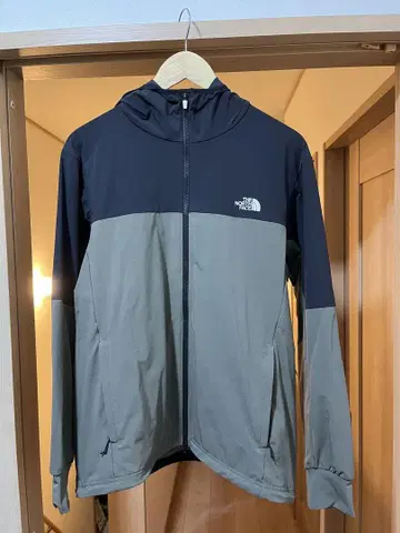 THE NORTH FACE 후드 부착 마운틴 파카 L