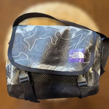 THE NORTH FACE 메신저 백 지도 무늬