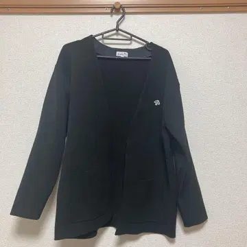 아놀드 파머 버튼리스 가디건