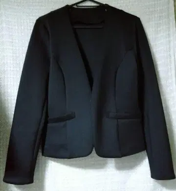 블랙 노카라 자켓