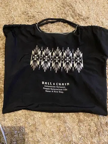 BALL & CHAIN 에코백 블랙 기하학 패턴 엘사 사이즈