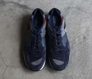 리프로덕션 오브 파운드 스니커즈