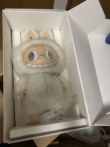 THE MONSTERS ANGEL IN CLOUDS 봉제 인형
