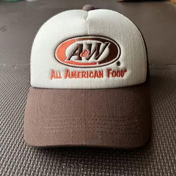 A&W 트래커 캡 화이트/브라운