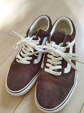 VANS 브라운 스니커즈