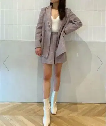 에이미 이스트 월 자켓