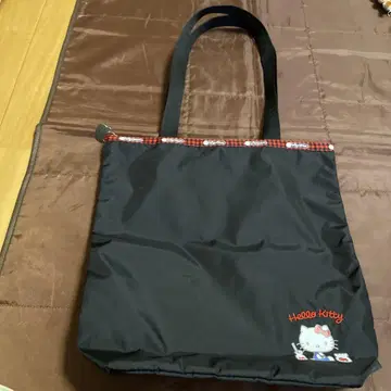 lesportssc hello kitty 블랙 토트백