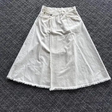 45R 화이트 플레어 스커트 데님