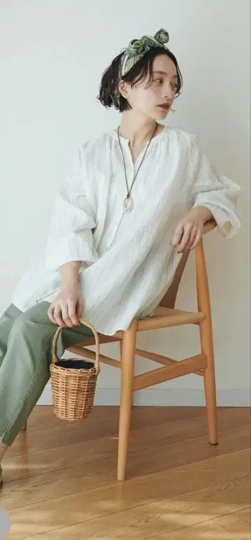 린넨 혼방 스트라이프 블라우스