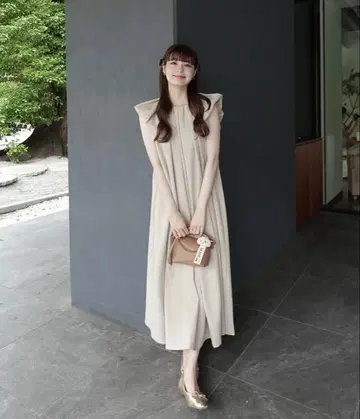 Acka. 드레이프 원피스 베이지 사이즈 2