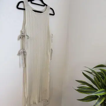 FREAK'S STORE 사이드 리본 슬리브리스 리브 원피스