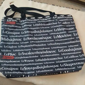 Le Sportsac 텍스트 프린트 토트백