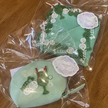 Chitazawa 레이스 크림 소다 민트 그린 손수건 & 파우치 세트
