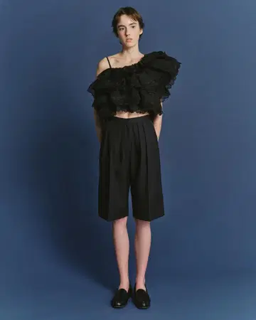 Bibiy 비비 DIANA HALF PANTS