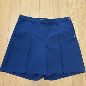 TaylorMade 네이비 숏팬츠 여성용 골프