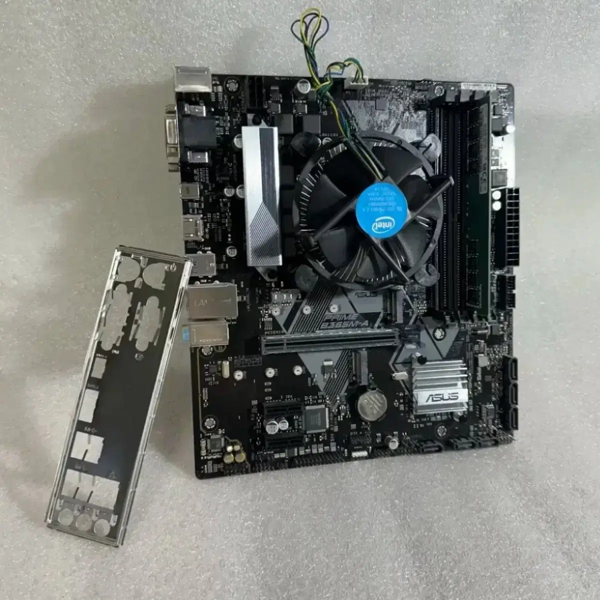 i7 9700K + ASUS B365 PLUS CPU+マザーボードのセット