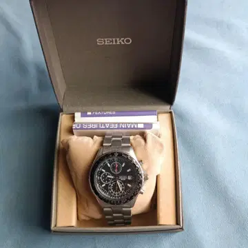 SEIKO 크로노그래프 손목시계 100m 방수