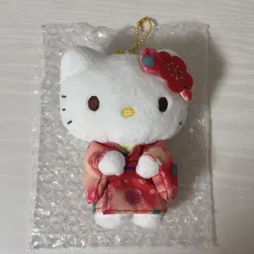 [새상품] 헬로키티 봉제인형 마스코트 그라데 기모노 키링