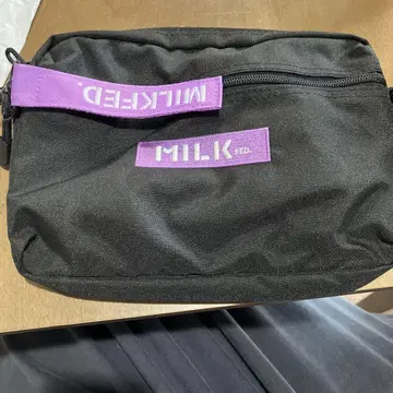 MILK FED. 블랙 숄더백