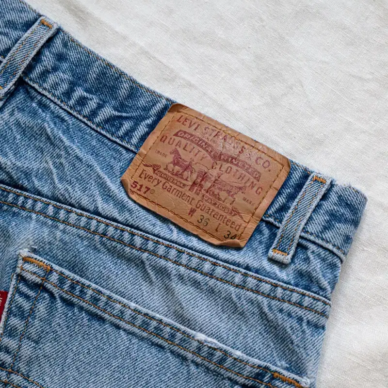 LEVI'S | 리바이스 Vintage 90s Levi's 517 Bootcut 36 x 34 on