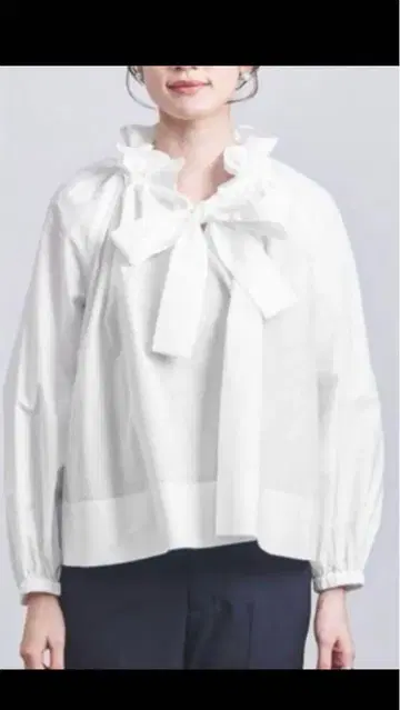UNITED ARROWS C/N 개더 프릴 리본 블라우스 36