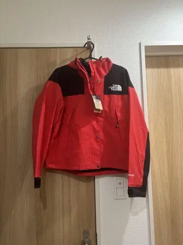 THE NORTHFACE GORETEX 여성용 바람막이 M 사이즈