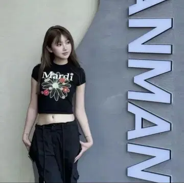 mardi mercredi 마르디메크르디 티셔츠 숏 기장