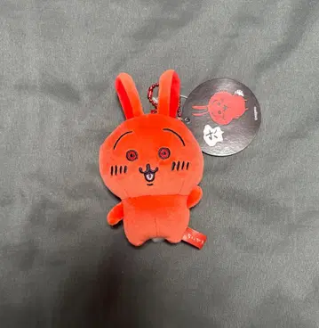 치이카와 빨간 토끼 마스코트