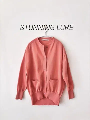 STUNNING LURE 스터닝 루어 하이 트위스트 니트 블루종 M