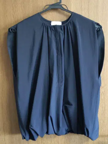 UNITED ARROWS 벌룬 블라우스 블랙