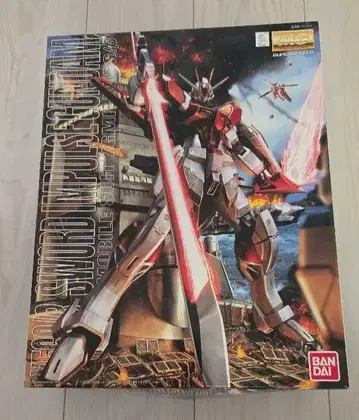 빨간색 반다이 MG 1/100 소드 임펄스 건담 미조립