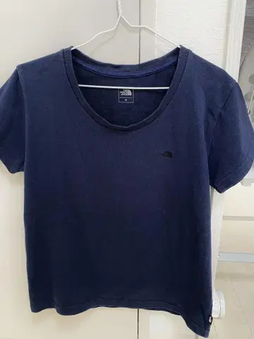 The North Face 네이비 반팔 티셔츠 여성용